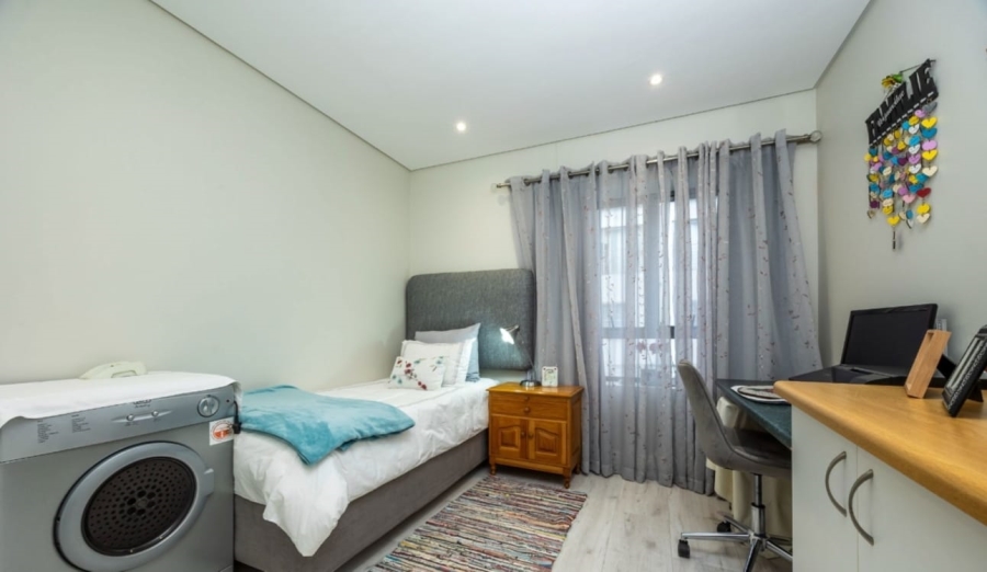 2 Bedroom Property for Sale in Ridgeworth Western Cape